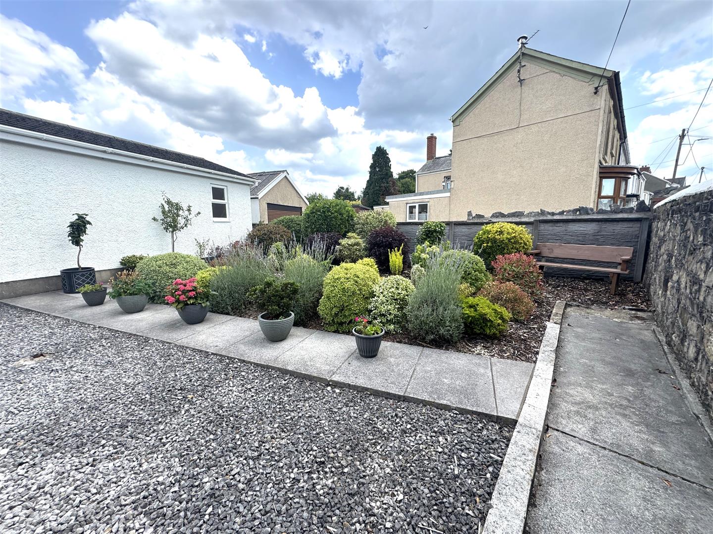 New Road, Ystradowen, Swansea, SA9 2YY